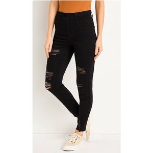 High Waisted Skinny Black Distressed Jeans NWT